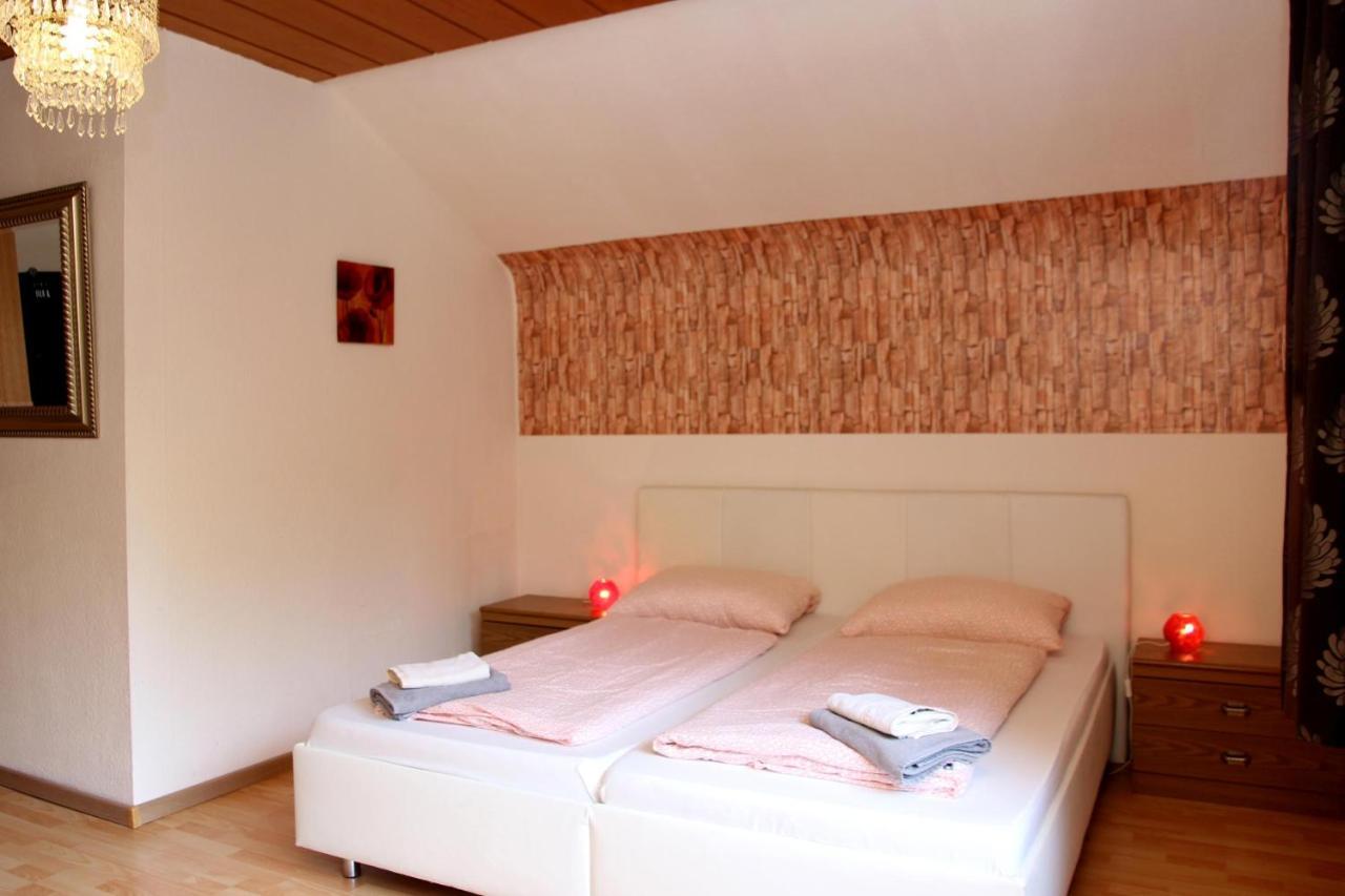 Familie Hotel Kameleon Elleringhausen Экстерьер фото